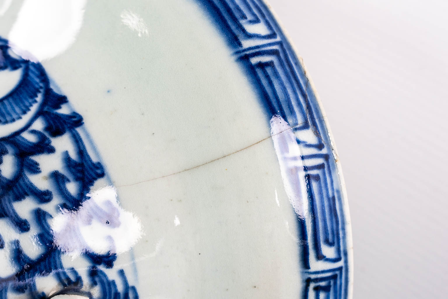 Three Chinese vases with a blue-white decor of happiness. 19th/20th C. 