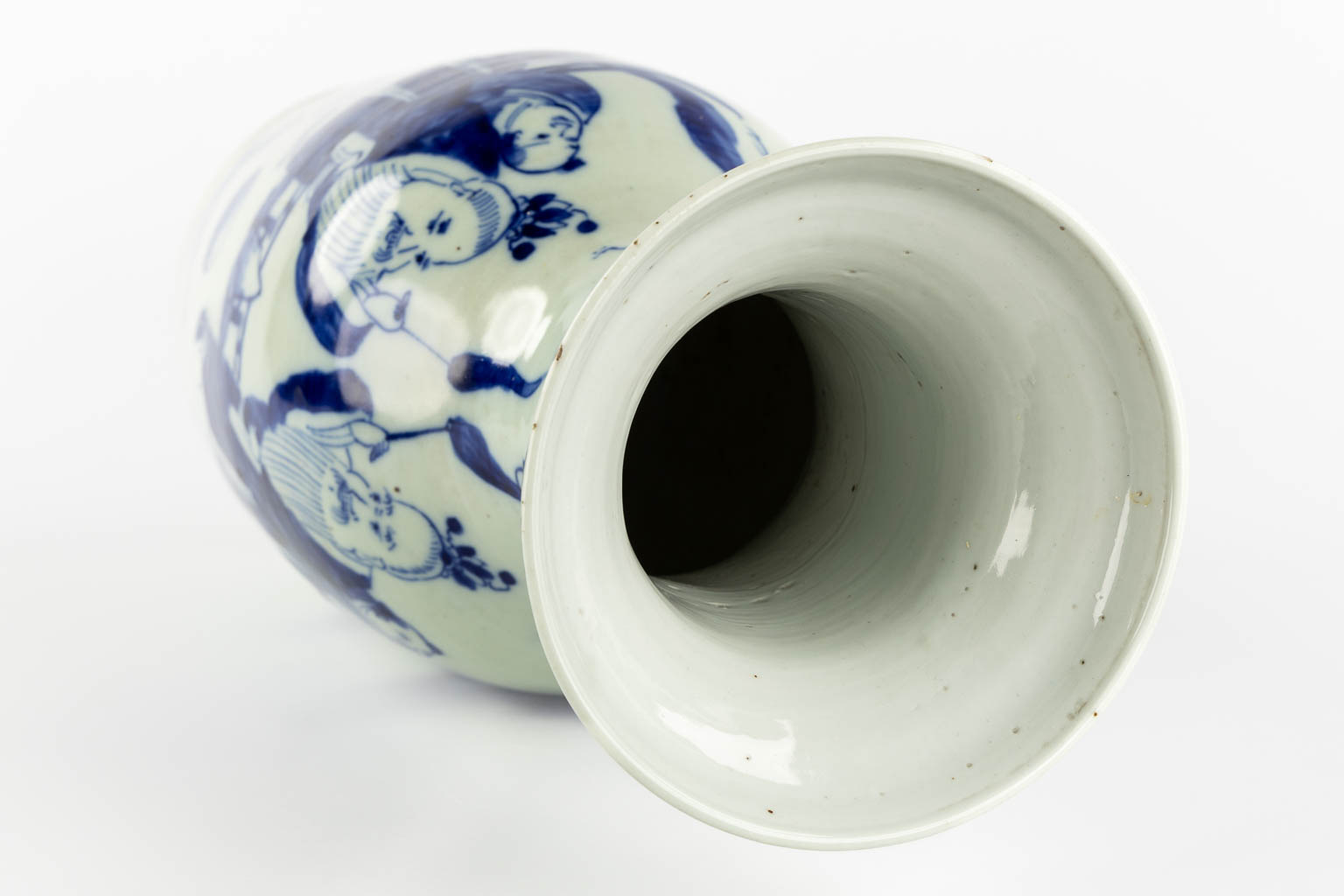 A Chinese vase, blue-white decor with wise men and children. (H:56,5 x D:21 cm)