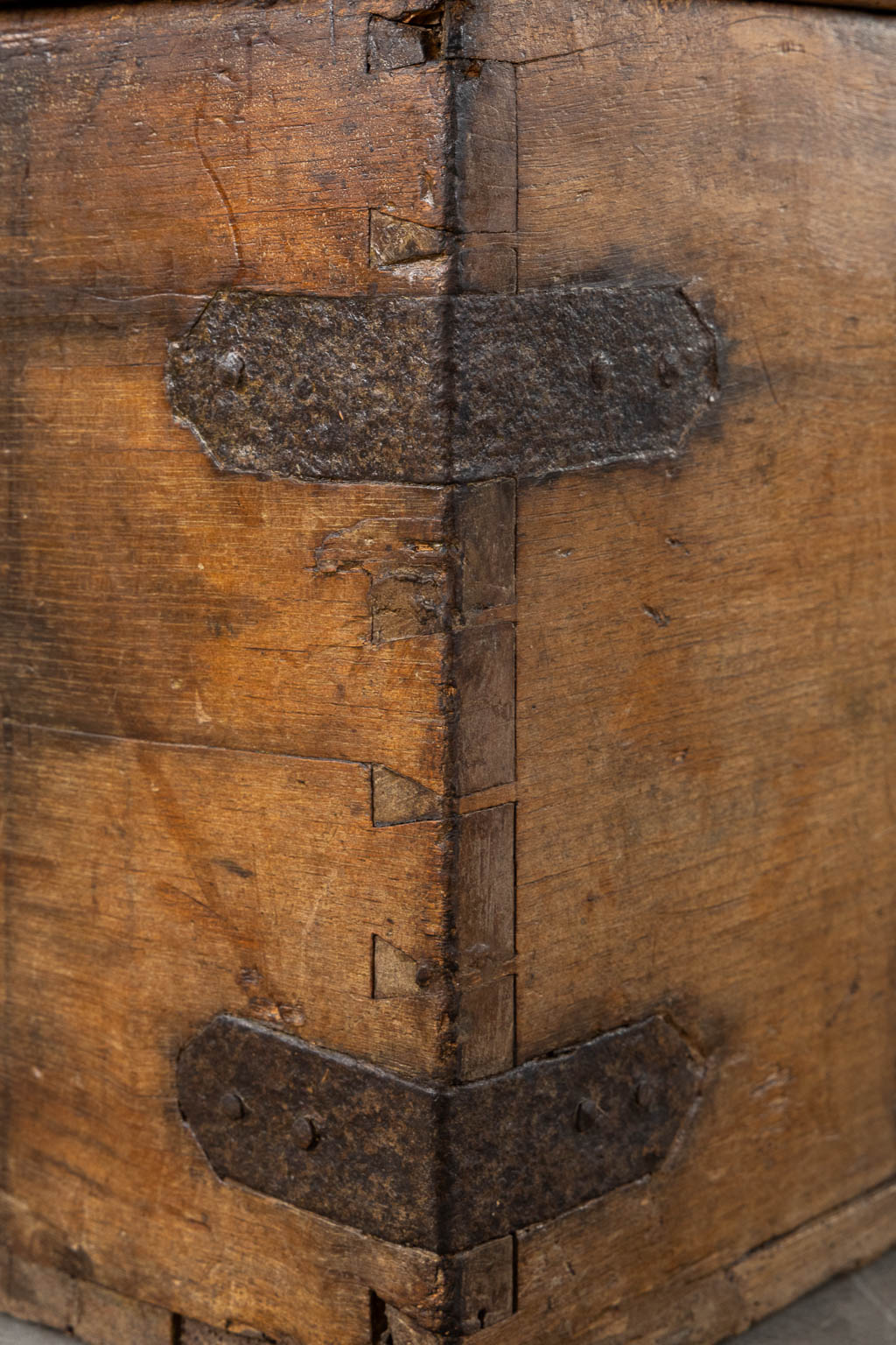 An antique chest with wrought iron hardware, circa 1700. (L:52 x W:93 x H:48 cm)