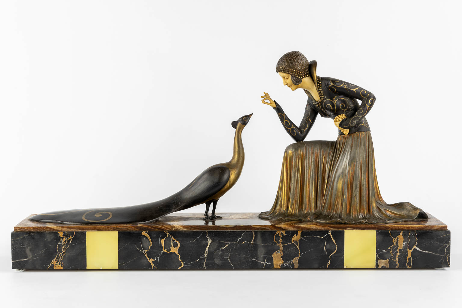 Ugo CIPRIANI (1887-1960) 'Lady with a Peacock' Art Deco. (L:14,5 x W:71 x H:36 cm)