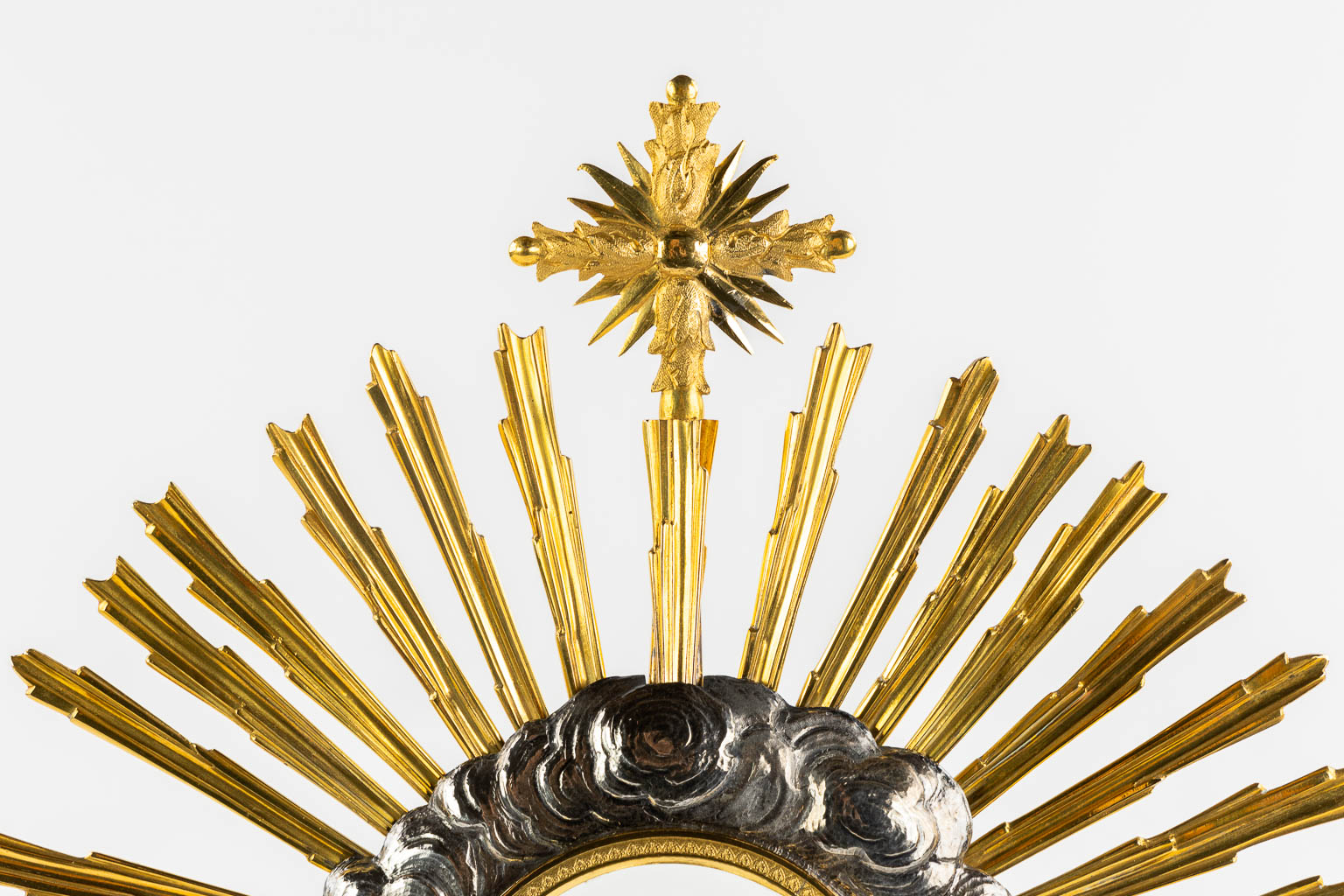 Jean-Baptist Van Damme, Bruges, A Sunburst Monstrance, silver and brass, 19th/20th C. 