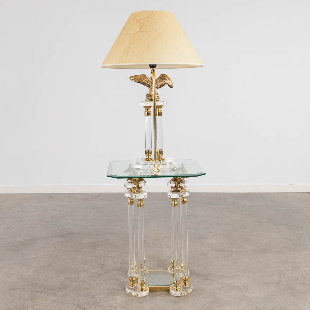 A side table and a table lamp, Acrylic mounted with bronze in Hollywood Regency style. (D:45 x W:45 x H:58 cm)