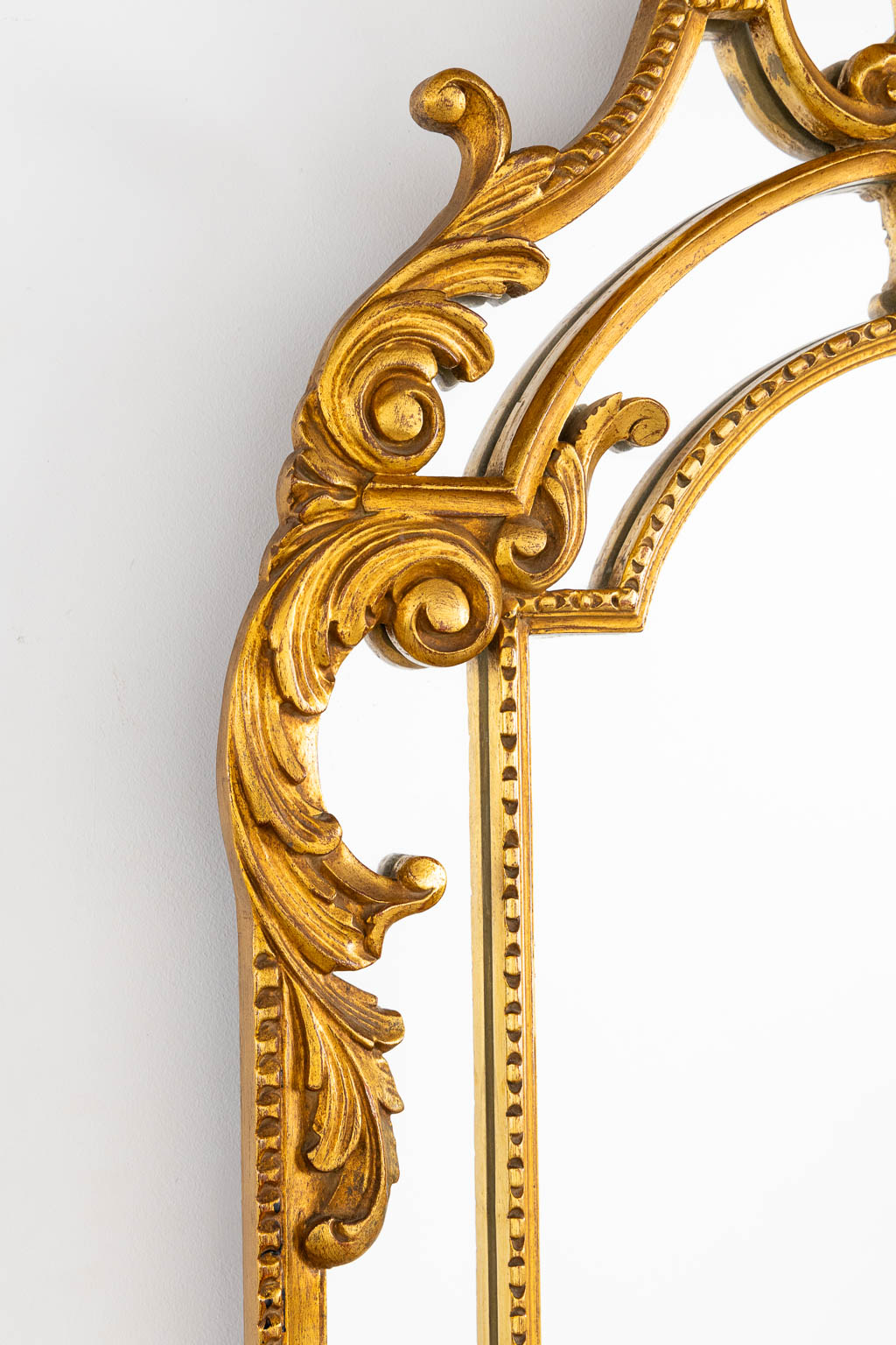 Deknudt, a decorative mirror in a Louis XV style. (W:65 x H:110 cm)