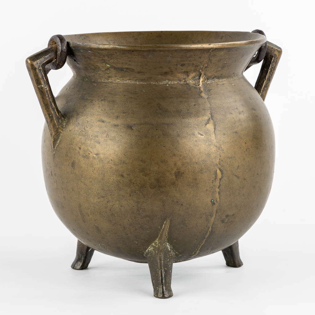 A Gothic bronze tripod cauldron, so-called 