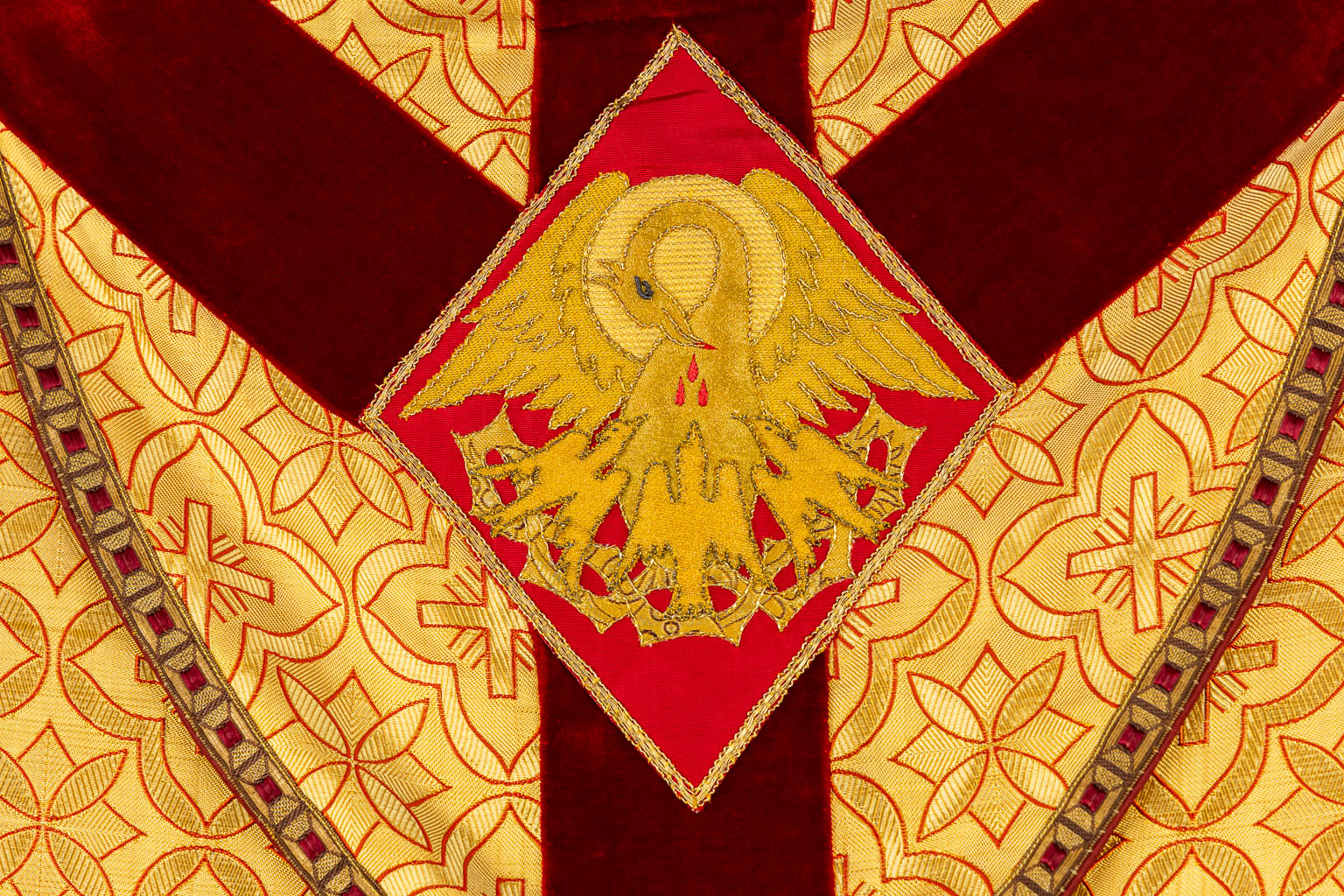 A Chasuble, Roman Chasuble and Stola, Embroideries with an image of Jesus Christ, Rex Regum. 