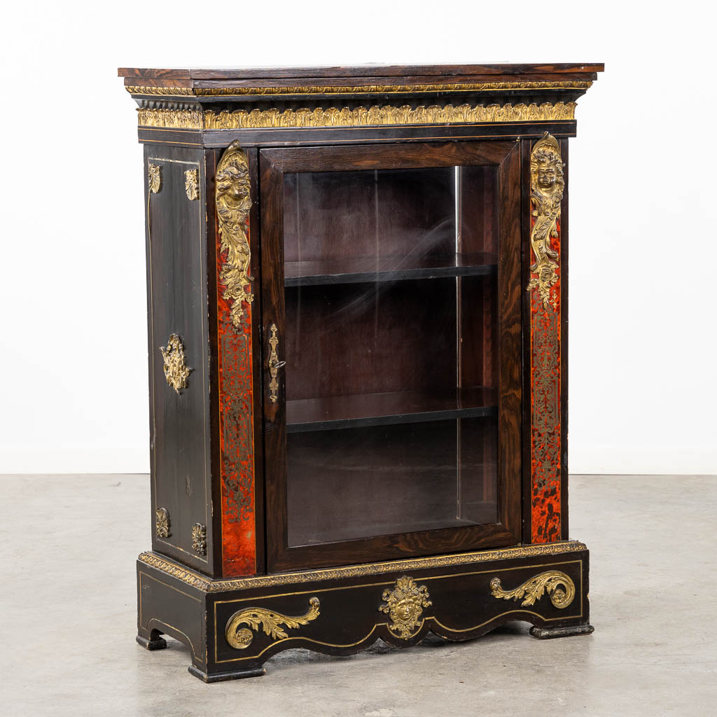 A low display cabinet, mounted with bronze putti, Boulle, Napoleon 3. 19th C. (L:36 x W:83 x H:109 cm)