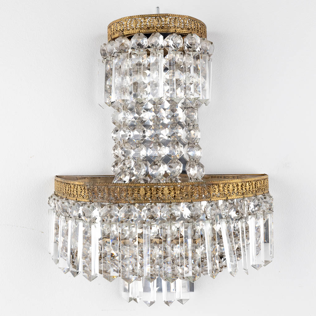 Three wall lamps, glass and metal. 20th C. (D:14 x W:29 x H:37 cm)
