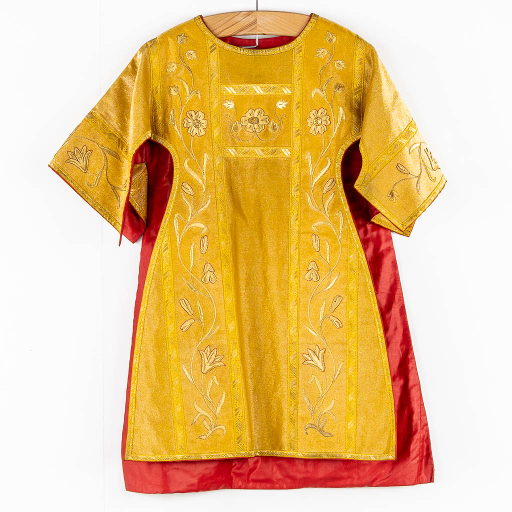 A pair of Dalmatics and three Roman Chasubles, Thick Gold Thread and embroideries.