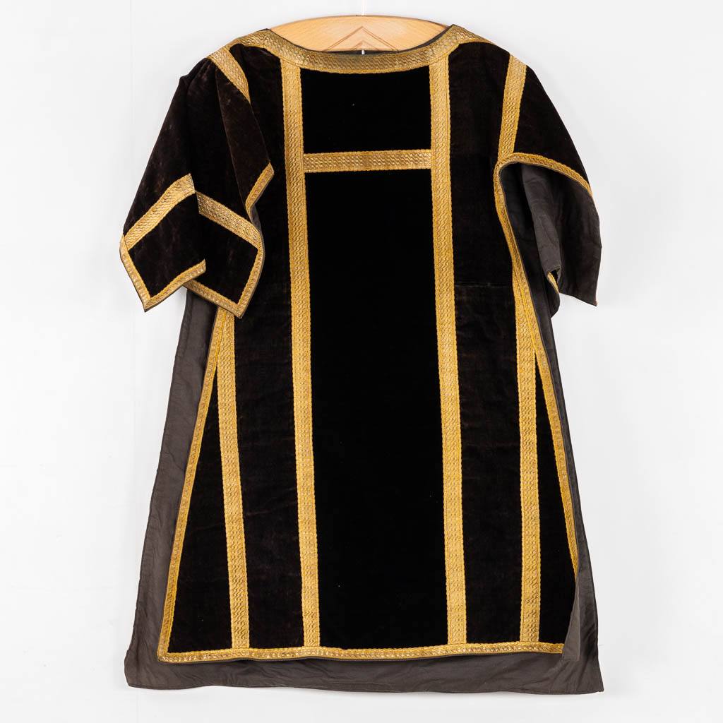 A Cope, Roman Chasuble, Dalmatic and Stola/Maniple, thick gold thread embroideries. 