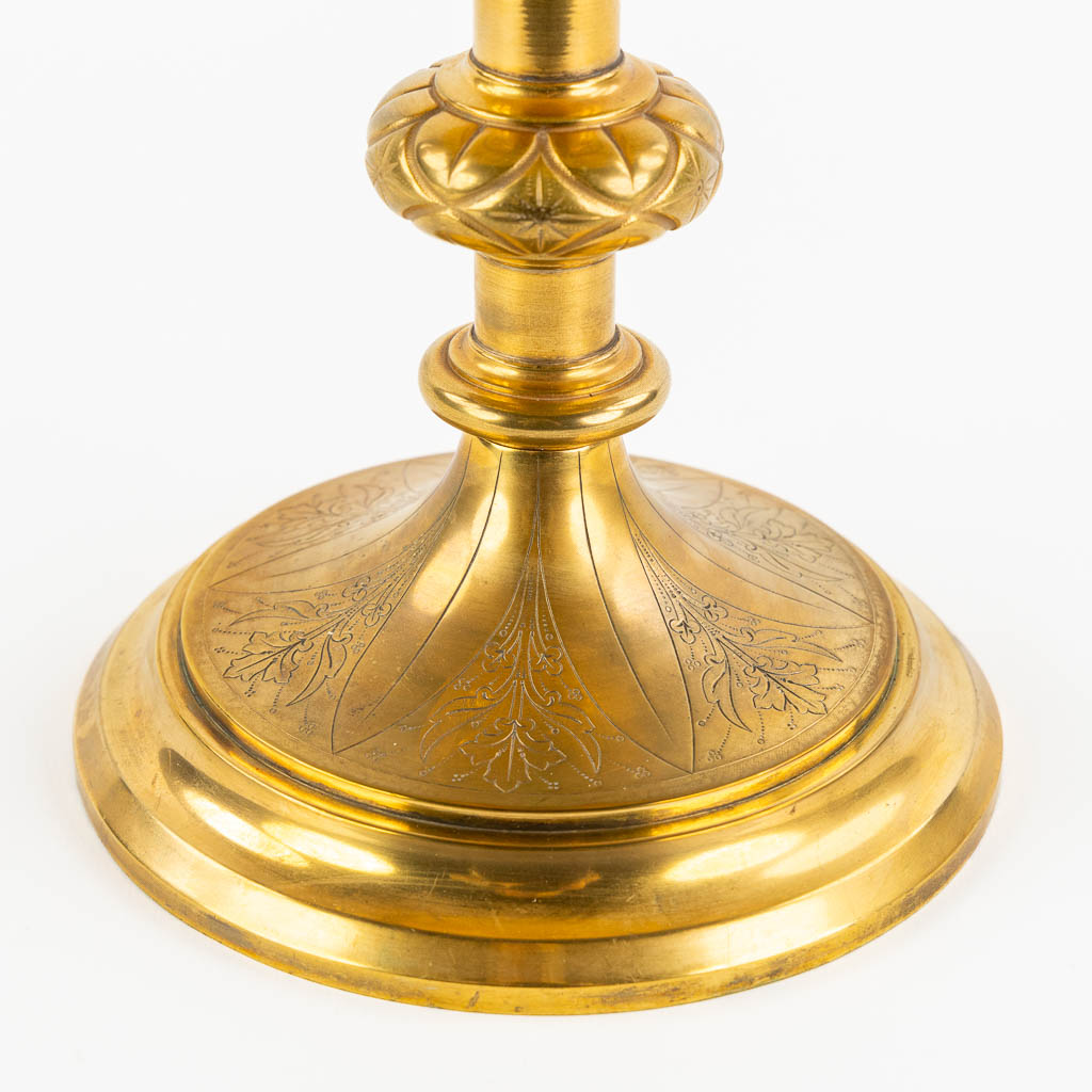 A tower monstrance, gilt brass, Gothic Revival. 19th C. (L:15 x W:20 x H:58 cm)