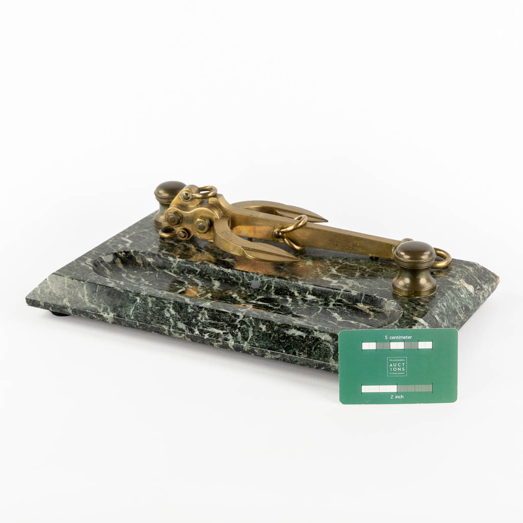 A large inkwell, marble with a bronze anchor. (L:20,5 x W:33,5 cm)